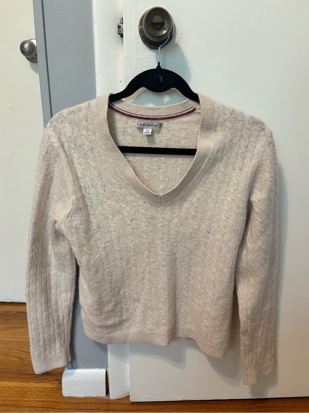 Tommy Hilfiger Cream Cable V-Neck Sweater